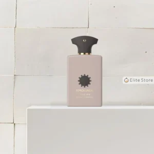 عطر زنانه با رایحه تنباکو